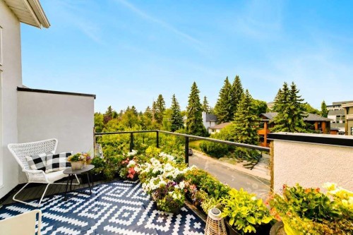 1703 31 Avenue Sw, Calgary, AB - Outdoor With Exterior