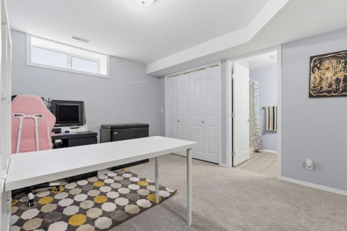 402-703 Luxstone Square Sw, Airdrie, AB - Indoor Photo Showing Office
