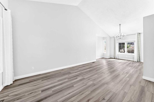 147 Macewan Drive Nw, Calgary, AB - Indoor Photo Showing Other Room