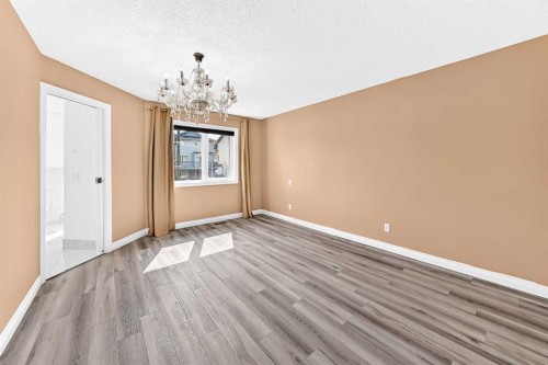 147 Macewan Drive Nw, Calgary, AB - Indoor Photo Showing Other Room