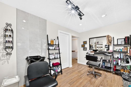 6216 Touchwood Drive Nw, Calgary, AB - Indoor Photo Showing Office
