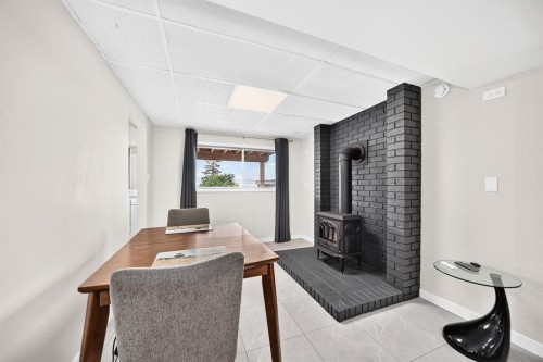 6216 Touchwood Drive Nw, Calgary, AB - Indoor Photo Showing Office