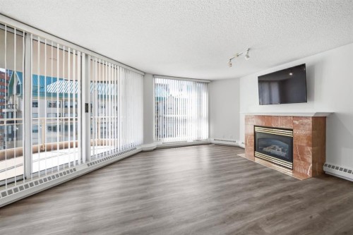804-804 3 Avenue Sw, Calgary, AB - Indoor Photo Showing Other Room