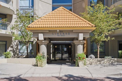 804-804 3 Avenue Sw, Calgary, AB - Outdoor