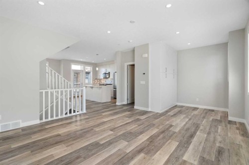 124 Wentworth Row Sw, Calgary, AB - Indoor Photo Showing Other Room