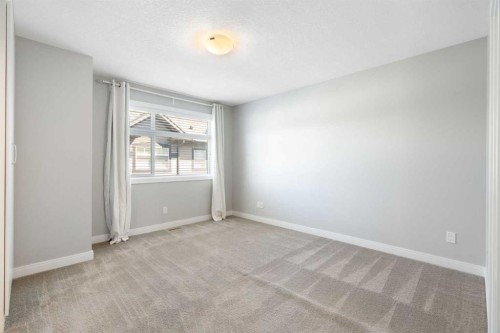 124 Wentworth Row Sw, Calgary, AB - Indoor Photo Showing Other Room