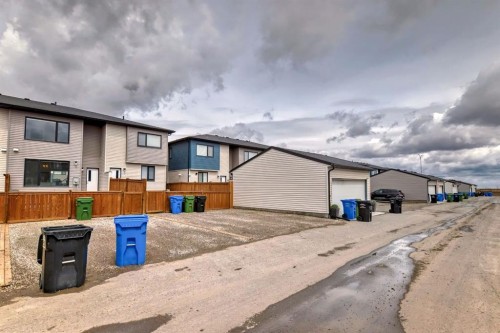73 Homestead Boulevard Ne, Calgary, AB - Outdoor With Exterior