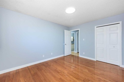 5071 Whitestone Way Ne, Calgary, AB - Indoor Photo Showing Other Room