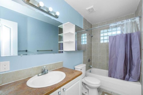 5071 Whitestone Way Ne, Calgary, AB - Indoor Photo Showing Bathroom