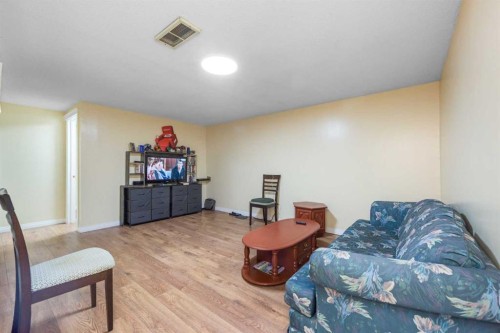 5071 Whitestone Way Ne, Calgary, AB - Indoor