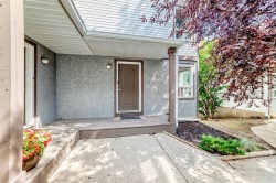 2003 Signal Hill Green SW Calgary, AB T3H 2Y4
