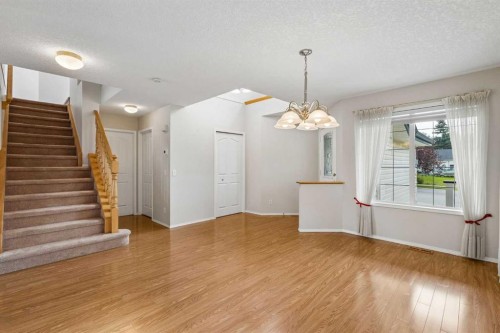 41 Panorama Hills Way Nw, Calgary, AB - Indoor Photo Showing Other Room
