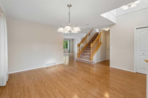 41 Panorama Hills Way Nw, Calgary, AB - Indoor Photo Showing Other Room