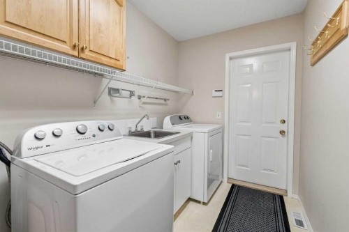 41 Panorama Hills Way Nw, Calgary, AB - Indoor Photo Showing Laundry Room