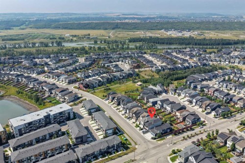 19 Cranbrook Gardens Se, Calgary, AB - Outdoor With View