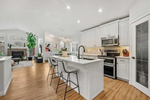 284 Prestwick Estate Way Se, Calgary, AB - Indoor Photo Showing Kitchen With Stainless Steel Kitchen With Upgraded Kitchen