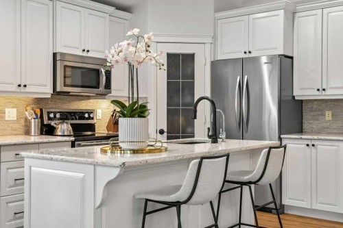 284 Prestwick Estate Way Se, Calgary, AB - Indoor Photo Showing Kitchen With Stainless Steel Kitchen With Upgraded Kitchen