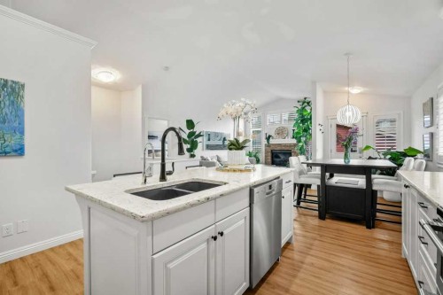 284 Prestwick Estate Way Se, Calgary, AB - Indoor Photo Showing Kitchen With Double Sink