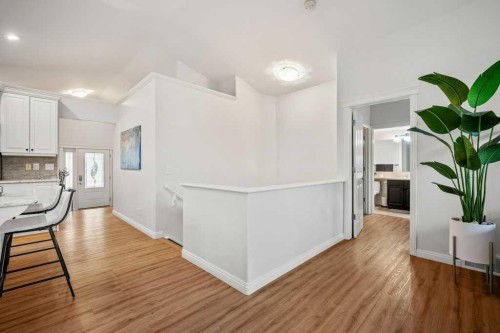 284 Prestwick Estate Way Se, Calgary, AB - Indoor