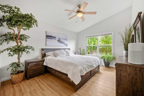 284 Prestwick Estate Way Se, Calgary, AB - Indoor Photo Showing Bedroom