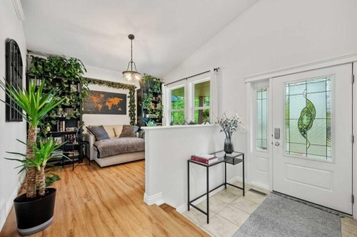 284 Prestwick Estate Way Se, Calgary, AB - Indoor