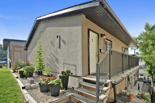 1-1618 28 Avenue SW Calgary, AB T2T 1J4