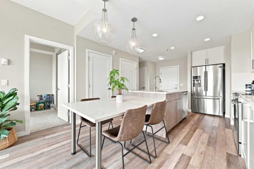 320-8530 8A Avenue Sw, Calgary, AB - Indoor