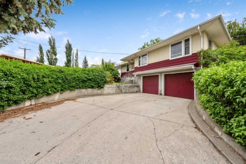 2720 32 Avenue Sw, Calgary, AB - Outdoor