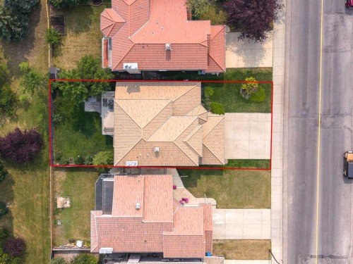 2612 Signal Hill Drive Sw, Calgary, AB - 