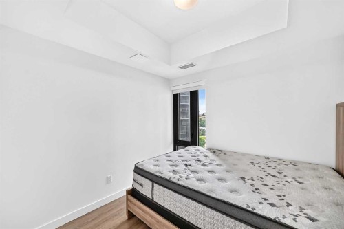 712-730 2 Avenue Sw, Calgary, AB - Indoor Photo Showing Bedroom
