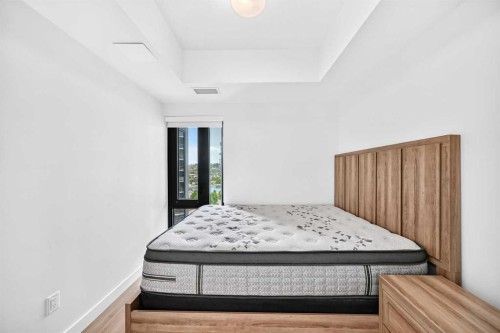 712-730 2 Avenue Sw, Calgary, AB - Indoor