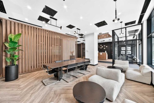 712-730 2 Avenue Sw, Calgary, AB - Indoor