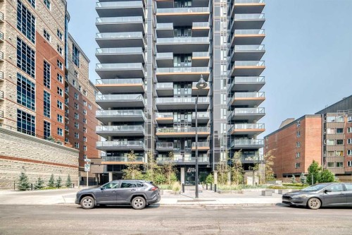 712-730 2 Avenue Sw, Calgary, AB - Outdoor With Balcony With Facade