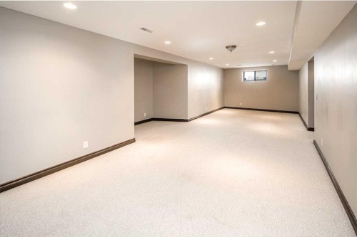 79 Hamptons Heights Nw, Calgary, AB - Indoor Photo Showing Other Room