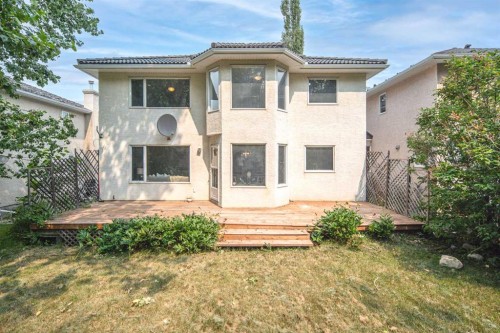 79 Hamptons Heights Nw, Calgary, AB - Outdoor