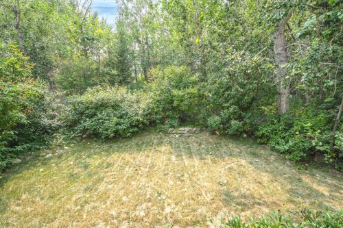 79 Hamptons Heights Nw, Calgary, AB - Outdoor