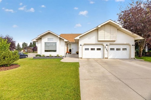 6202 Davis Place, Olds, AB - Outdoor With Facade