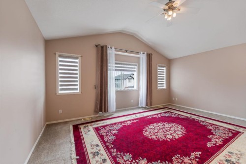 20 Saddlecrest Terrace Ne, Calgary, AB - Indoor Photo Showing Other Room