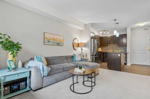 320-11 Millrise Drive Sw, Calgary, AB - Indoor