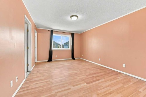 100 Coventry Road Ne, Calgary, AB - Indoor Photo Showing Other Room