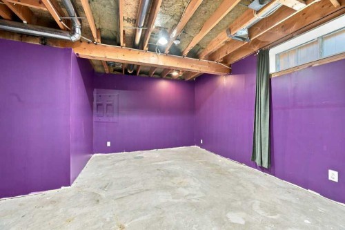 100 Coventry Road Ne, Calgary, AB - Indoor