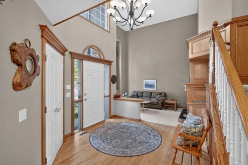 134 Schiller Crescent Nw, Calgary, AB - Indoor Photo Showing Other Room