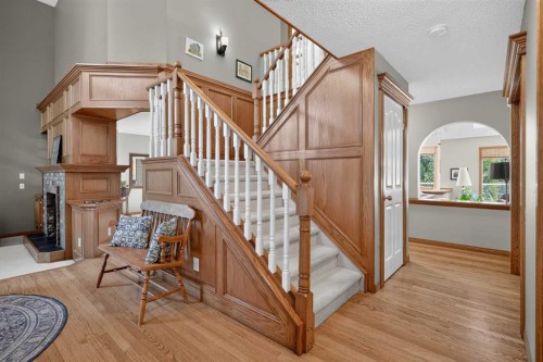 134 Schiller Crescent Nw, Calgary, AB - Indoor Photo Showing Other Room
