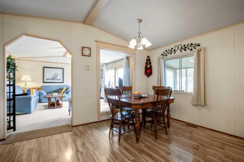 215 Homestead Close, High River, AB 