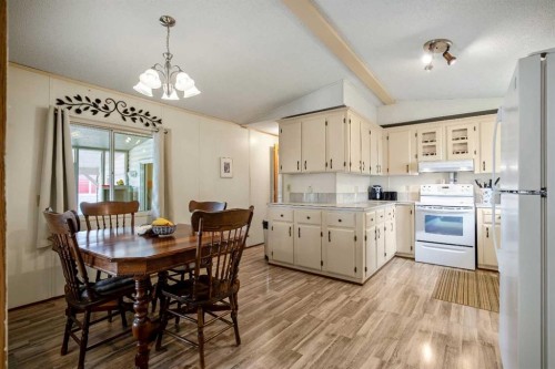 215 Homestead Close, High River, AB 