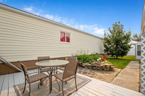 215 Homestead Close, High River, AB 