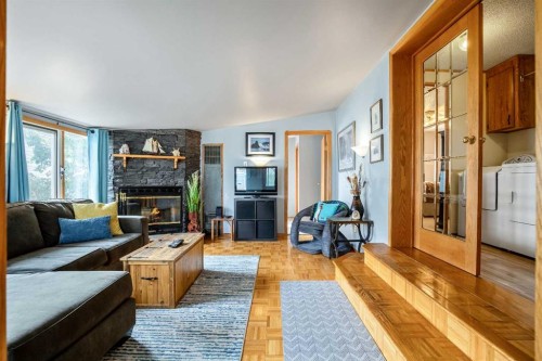 215 Homestead Close, High River, AB 