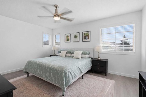 122 Sceptre Close Nw, Calgary, AB - Indoor Photo Showing Bedroom