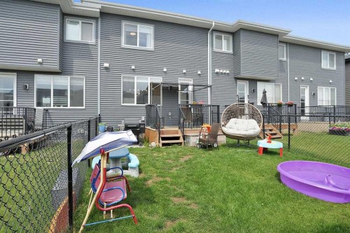 1139 Lanark Boulevard Se, Airdrie, AB - Outdoor