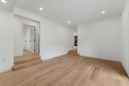 816 Lake Ontario Drive Se, Calgary, AB - Indoor Photo Showing Other Room